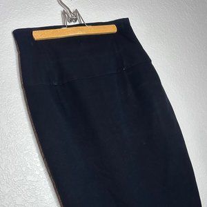 Kenneth Cole Reaction Black Pencil Skirt – Size 4